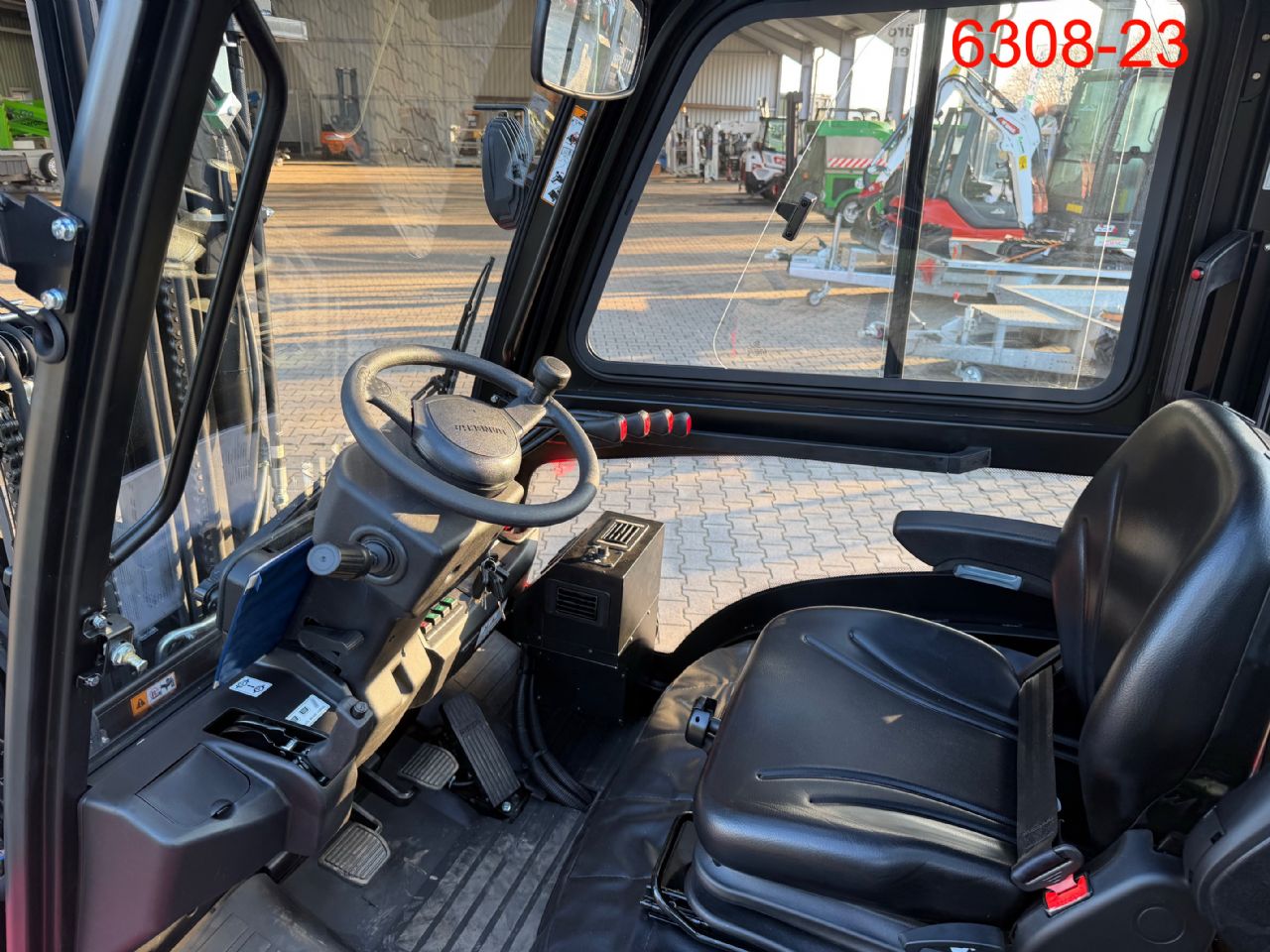 Hangcha-CPCD 35 XW-98C-RT 4-Gel�ndestapler-www.heftruckcentrumemmen.nl